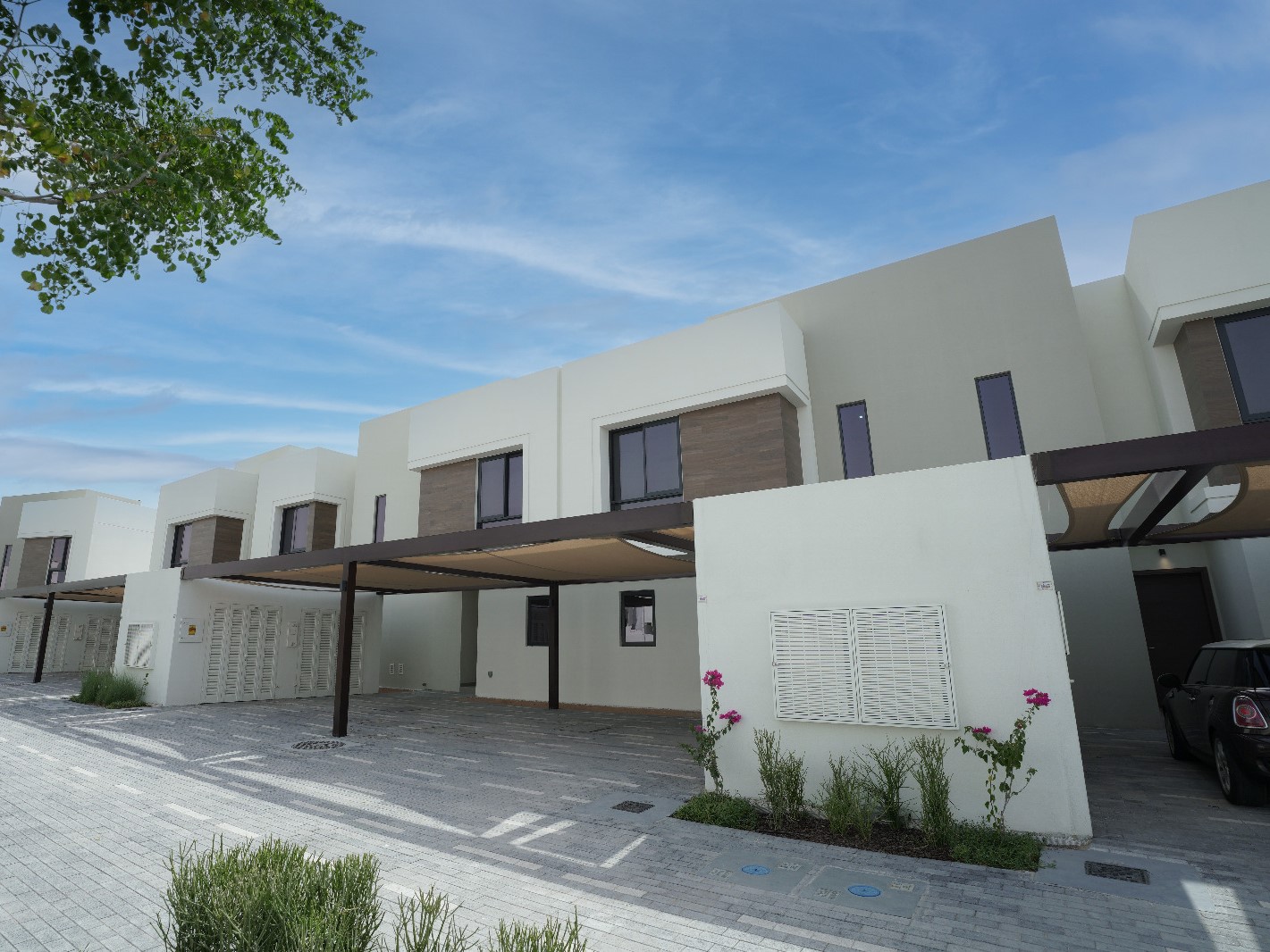 3BR Townhouse - Vacant Now